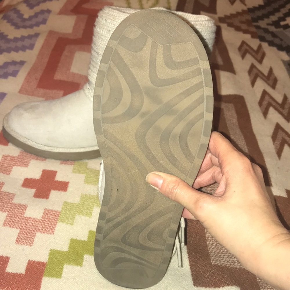 Boots - Picture 2 of 2